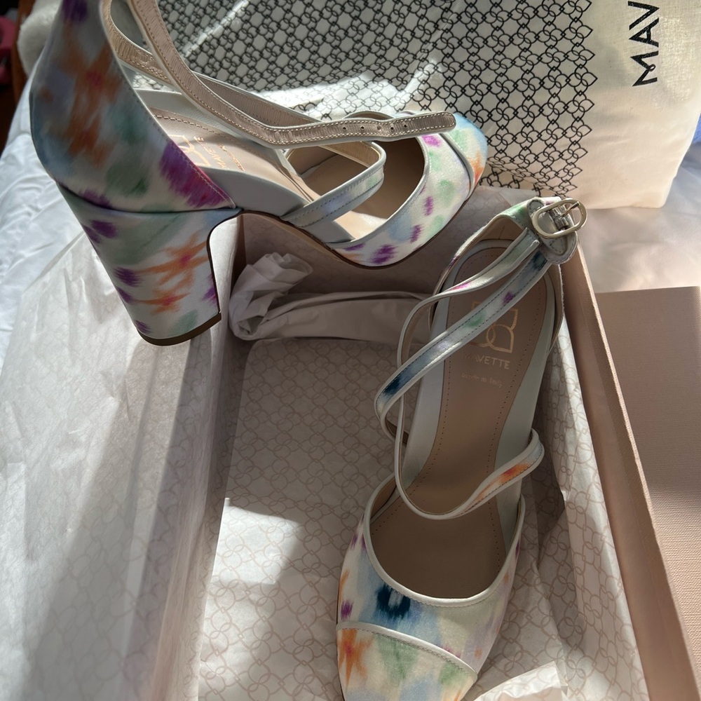 Mavette Nola D’Orsay Multi Color Heels